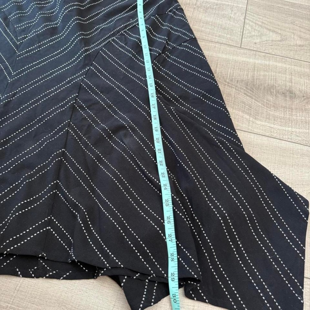 Nygård Collection black chevron stripe skirt (14) - Picture 6 of 6